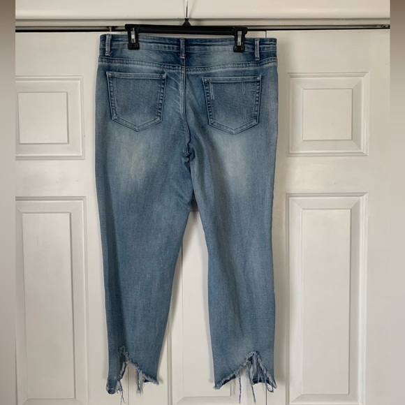 ELITE JEANS 13/14 Mid Rise Blue Denim Distressed Ankle Jeans - Picture 2 of 13